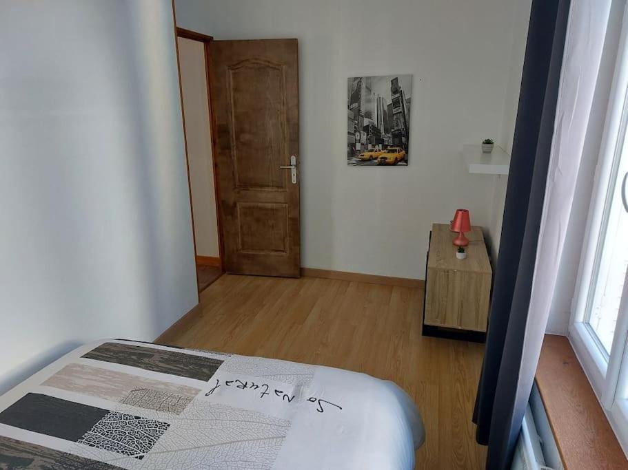 Appartement Proche Des Parcs Vichy Buitenkant foto